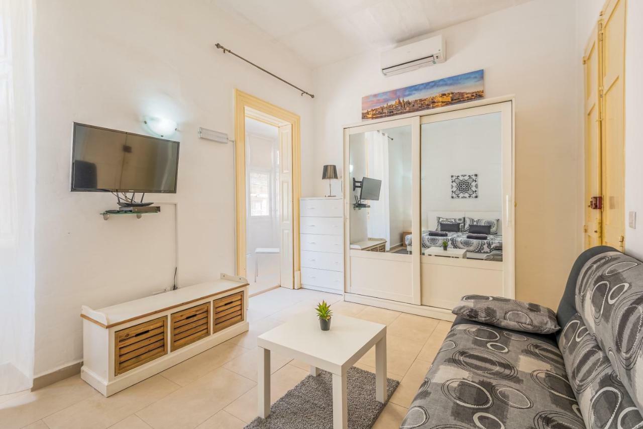 Traditional Maltese Townhouse Hotel Sliema Buitenkant foto